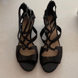 Via Spiga Black wedge sandal with back zipper, sz 7.5